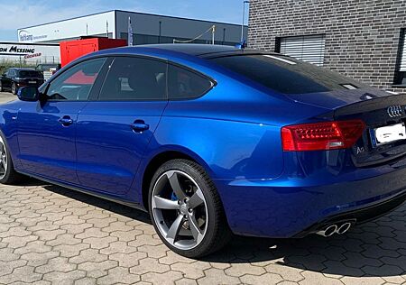 Audi A5 2.0 TDI S-Line Blackedition Plus Navi Xenon