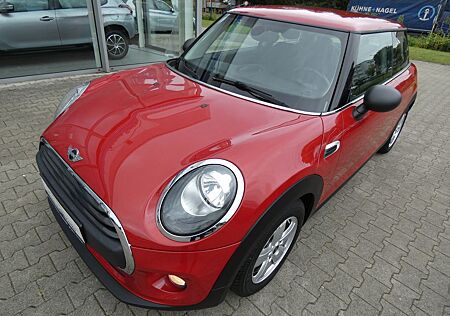 Mini One D One First*ERST 51 Tkm*NAVI*PDC*SHZ*TEMPOMAT*ALU*