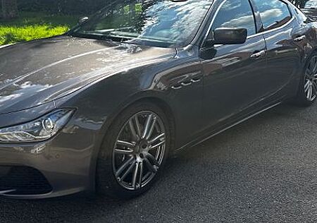 Maserati Ghibli 3.0 V6 385 PS Novitec NEUER PREIS!!!