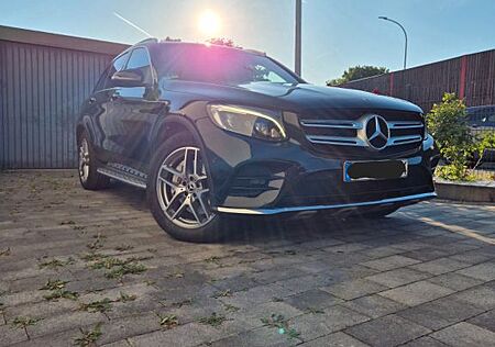 Mercedes-Benz GLC 250 d 4MATIC AMG Line Autom. AMG Line