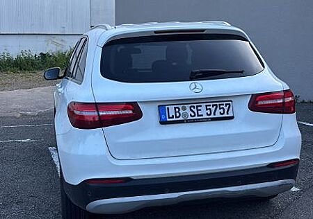 Mercedes-Benz GLC 250 d 4MATIC Autom. -