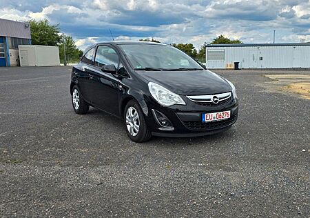 Opel Corsa D 1.2 Satellite WenigKm Scheckheft TÜV