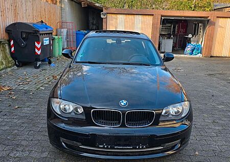 BMW 118i Edition Lifestyle Edition Lifestyle