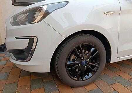 Ford Ka /+ 1,2l 63kW Black and White