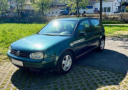VW Golf Volkswagen IV Bj.98 1. Hand 57tkm Scheckheftgepflegt