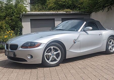 BMW Z4 2.5i - Bj2005 SMG nur 79.000 km, Garagenwagen