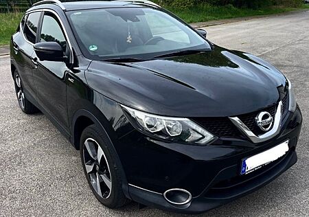 Nissan Qashqai gebraucht kaufen Nissan Qashqai 1.6 DIG-T Tekna Tekna