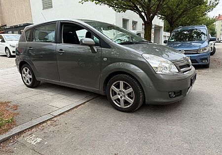 Toyota Corolla Verso 1.8 Sol- 7 Sitze-82.000 km