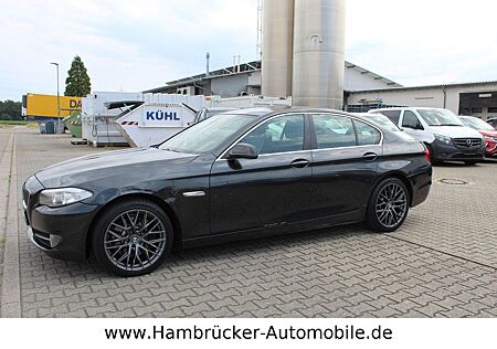 BMW 525 d Lim. xDrive~Leder~Bi-Xenon~Navi~2xPdc~Shz