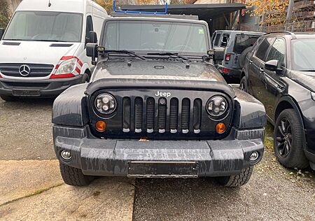 Jeep Wrangler / Unlimited Sahara