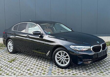 BMW 520i 520 Baureihe 5 Lim.*Luxury*Kamera*Vollleder*