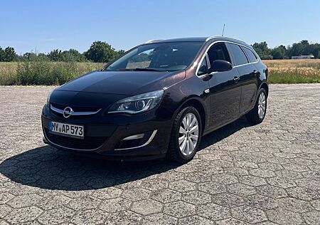 Opel Astra j Sports Tourer 1.7 16V CDTI