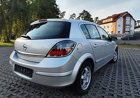 Opel Astra 1.4 Twinport -