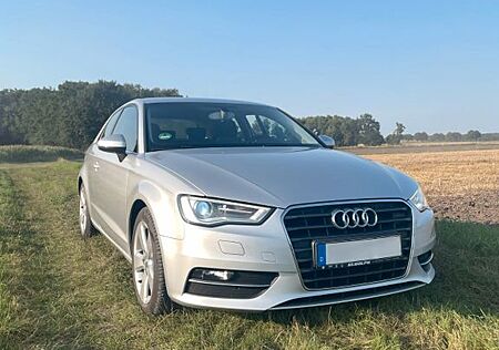 Audi A3 2.0 TDI clean diesel S tronic S line S line