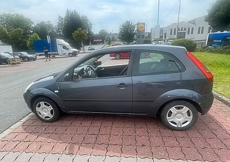 Ford Fiesta *MIT TÜV* guter Zustand*