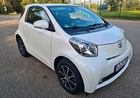 Toyota iQ + 1,0-l-VVT-i +