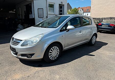 Opel Corsa D Innovation *Fahrradträger *Klima *TÜVNeu