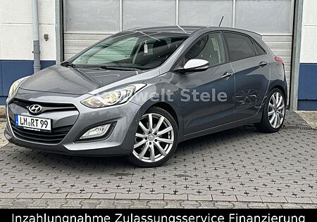 Hyundai i30 FIFA World Cup Edition Navi Kamera AHK 8fach