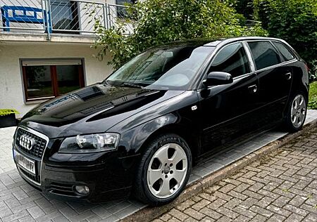 Audi A3 2.0 FSI Sportsback - TÜV NEU