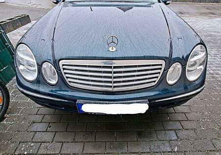 Mercedes-Benz E 220 CDI T ELEGANCE