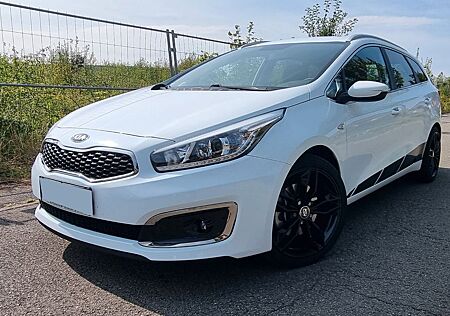 Kia Cee'd Sportswagon 1.6 GDI Dream-Team Edition...