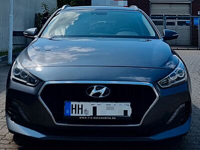 Hyundai i30 1.4 T-GDI YES! + DCT YES! +