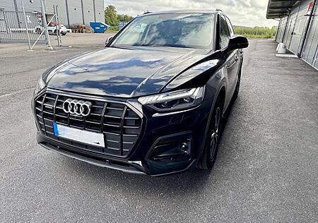Audi Q5 Exclusiv Matrix 360Kamera Sound AHK Standhzg