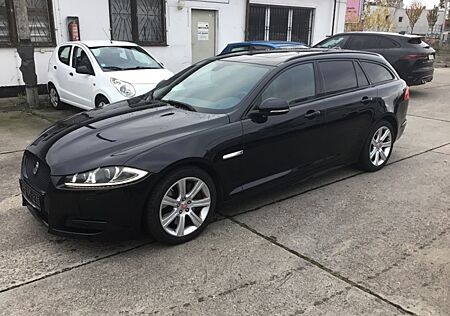 Jaguar XF Sportbrake 3.0 V6 D Standhzg Navi Bi-Xenon!!!