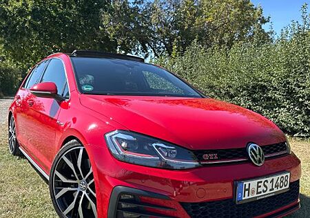 VW Golf Volkswagen 2.0 DSG GTI Performace Standheizung AHK