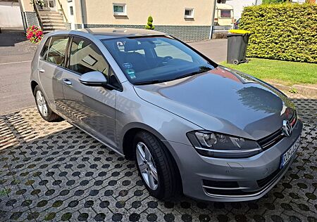 VW Golf Volkswagen 1.4 TSI 90kW BMT Highline Highline