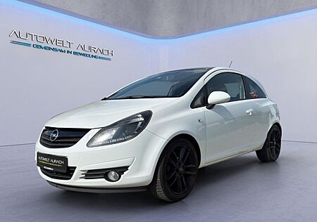 Opel Corsa D 1.4 Color SPORT KLIMA SZHG PDC SERVO ALU