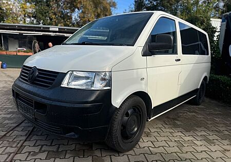 VW T5 Kombi Volkswagen 5-Sitzer Klima Anhängerk. TÜV NEU