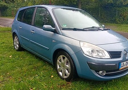 Renault Scenic Exception 2.0 16V Scheckeftgepflegt!!