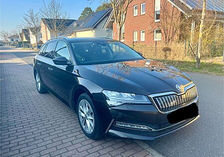 Skoda Superb IV *Hybrid*218PS*DSG*Soundsystem*