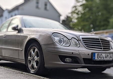 Mercedes-Benz E 200 KOMPRESSOR ELEGANCE