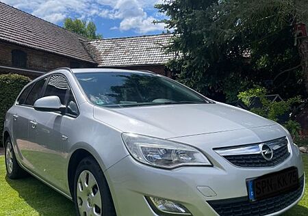 Opel Astra Sports Tourer 1.3 CDTI Sitzheizung TÜV1/26