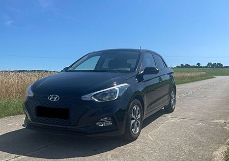 Hyundai i20 1.2 62kW YES! YES!