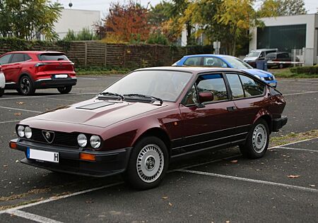 Alfa Romeo GTV