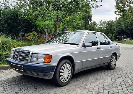 Mercedes-Benz 190 190E 2.0