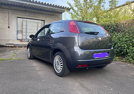 Fiat Punto 1.4 16V Dynamic Dynamic
