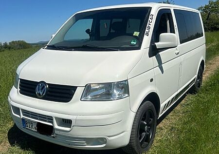 VW T5 Shuttle Volkswagen