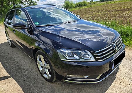 VW Passat Volkswagen 2.0TDI, AHK, selbst Einparkend, TÜV 01.26
