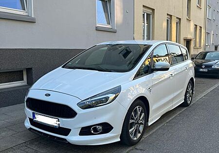 Ford S-Max 2,0 EcoBlue 140kW ST-Line Auto Titanium