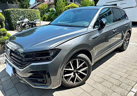 VW Touareg Volkswagen 3.0 V6 eHybrid 4MOTION Tiptronic R R