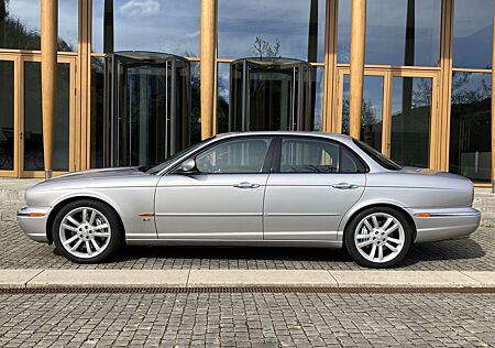 Jaguar XJR X350 R Type