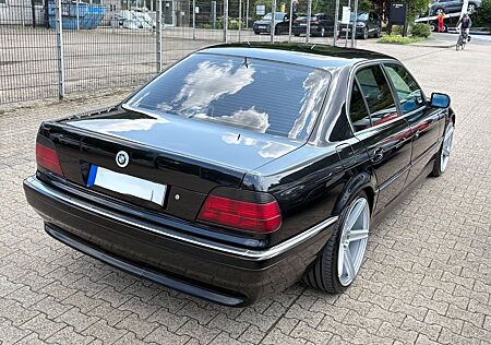 BMW 728i E38 | 20 Zoll MB Design | Tüv 01/2027