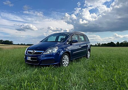 Opel Zafira 1.8 TÜV Neu AHK 7 Sitze Service Neu Tempo