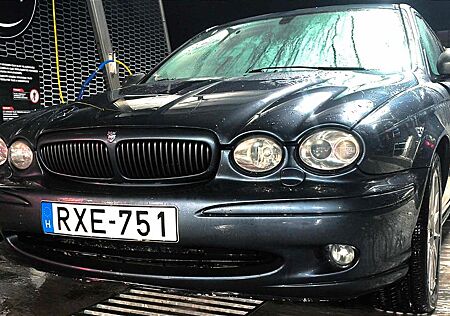 Jaguar X-Type 3 Liter V6 Executive Executive