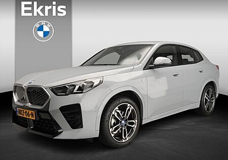 BMW iX2 eDrive20 | M-Sportpakket | LED | navi | Spor