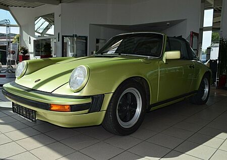 Porsche 911 Urmodell 911 3.0 SC targa